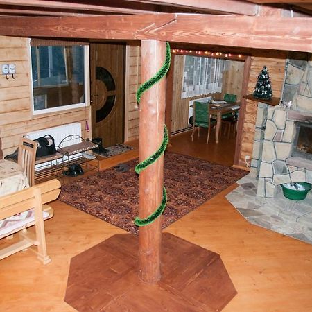 У Гриніва Polyanitsa Popovichevskaya Buitenkant foto