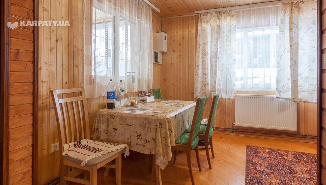 У Гриніва Polyanitsa Popovichevskaya Buitenkant foto